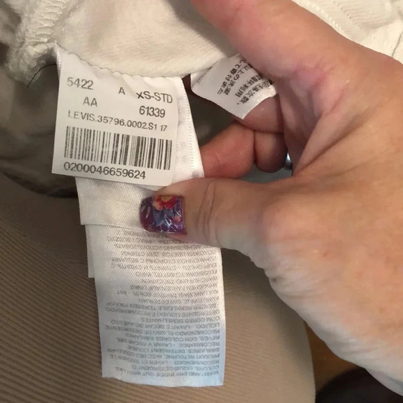 VETEMENTS x LEVIS RE-WORKED CROPPED DENIM JACKET XS *RARE* - Picture 11 of 16